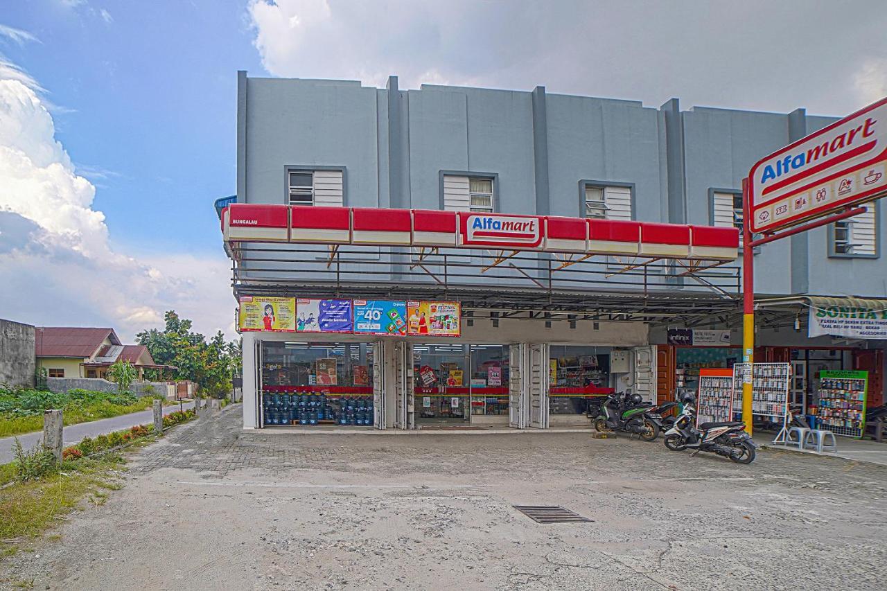 Oyo 90637 Rumah Ni Karo Medan Exteriér fotografie