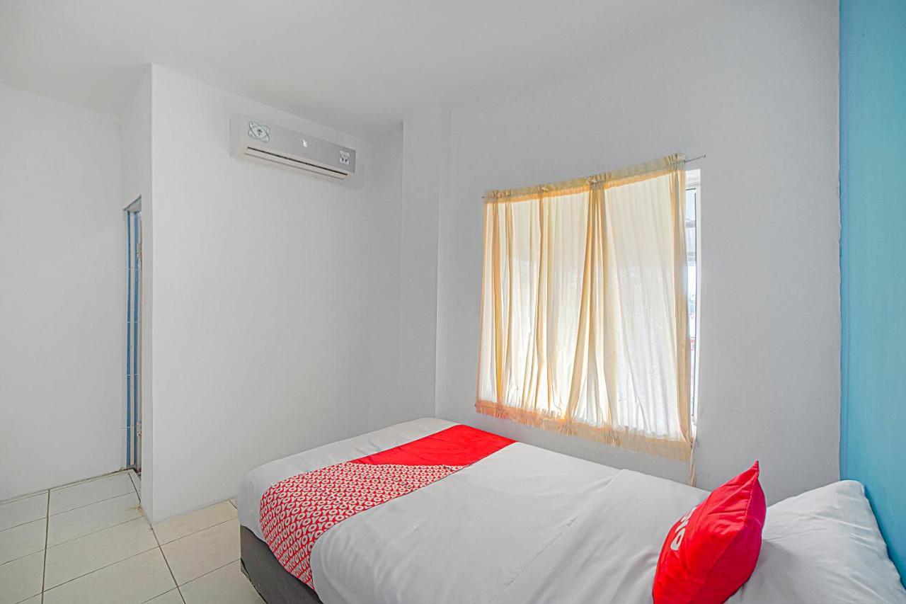 Oyo 90637 Rumah Ni Karo Medan Exteriér fotografie