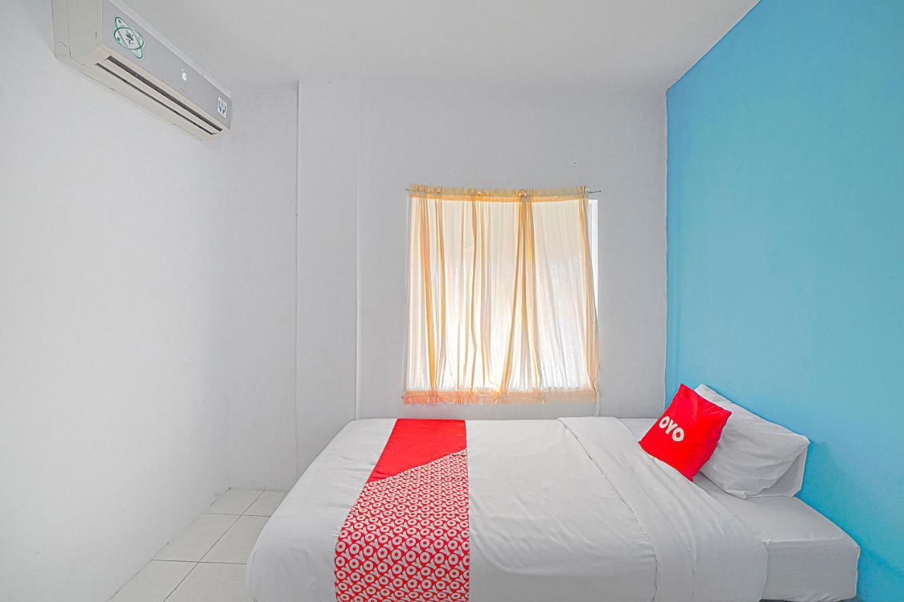 Oyo 90637 Rumah Ni Karo Medan Exteriér fotografie