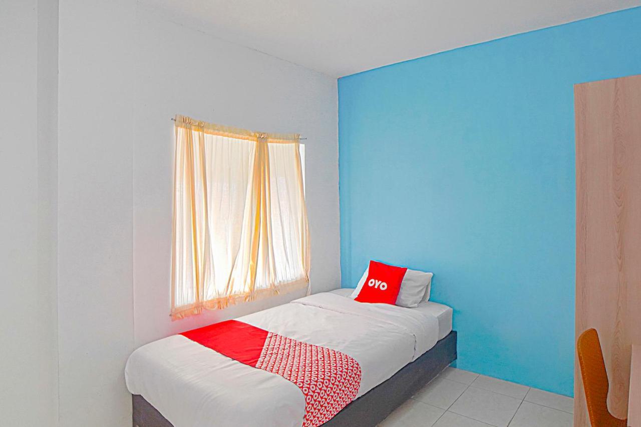 Oyo 90637 Rumah Ni Karo Medan Exteriér fotografie
