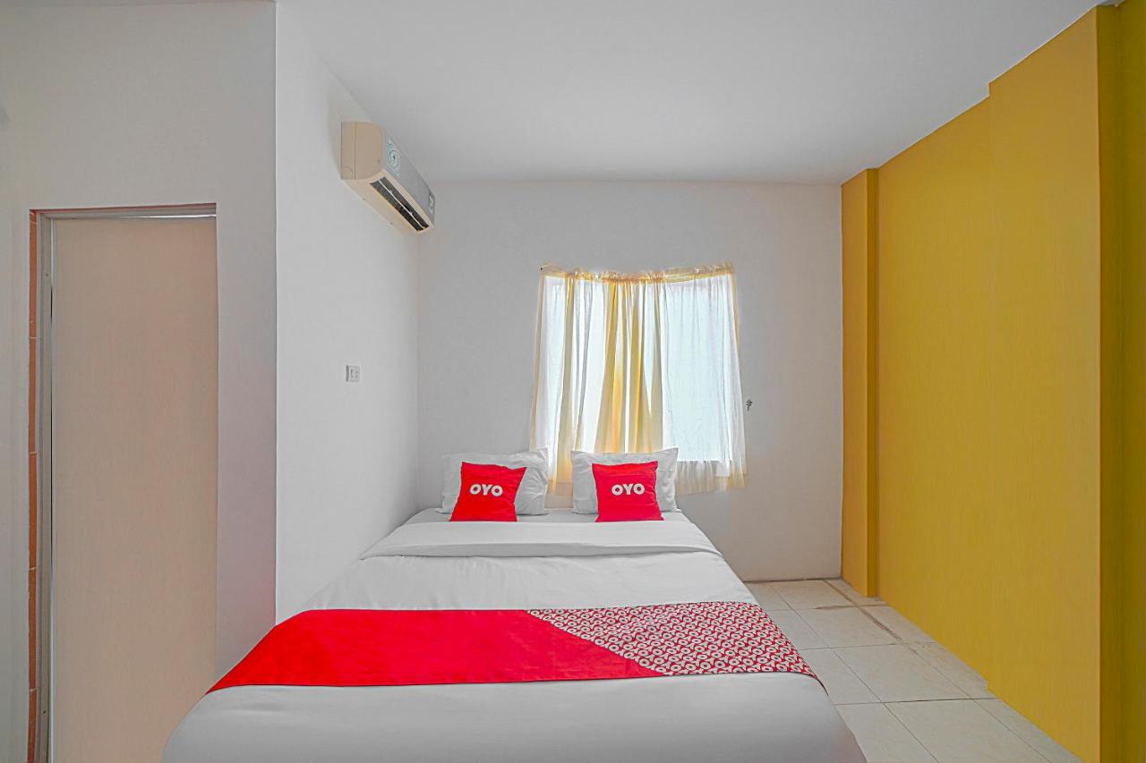 Oyo 90637 Rumah Ni Karo Medan Exteriér fotografie