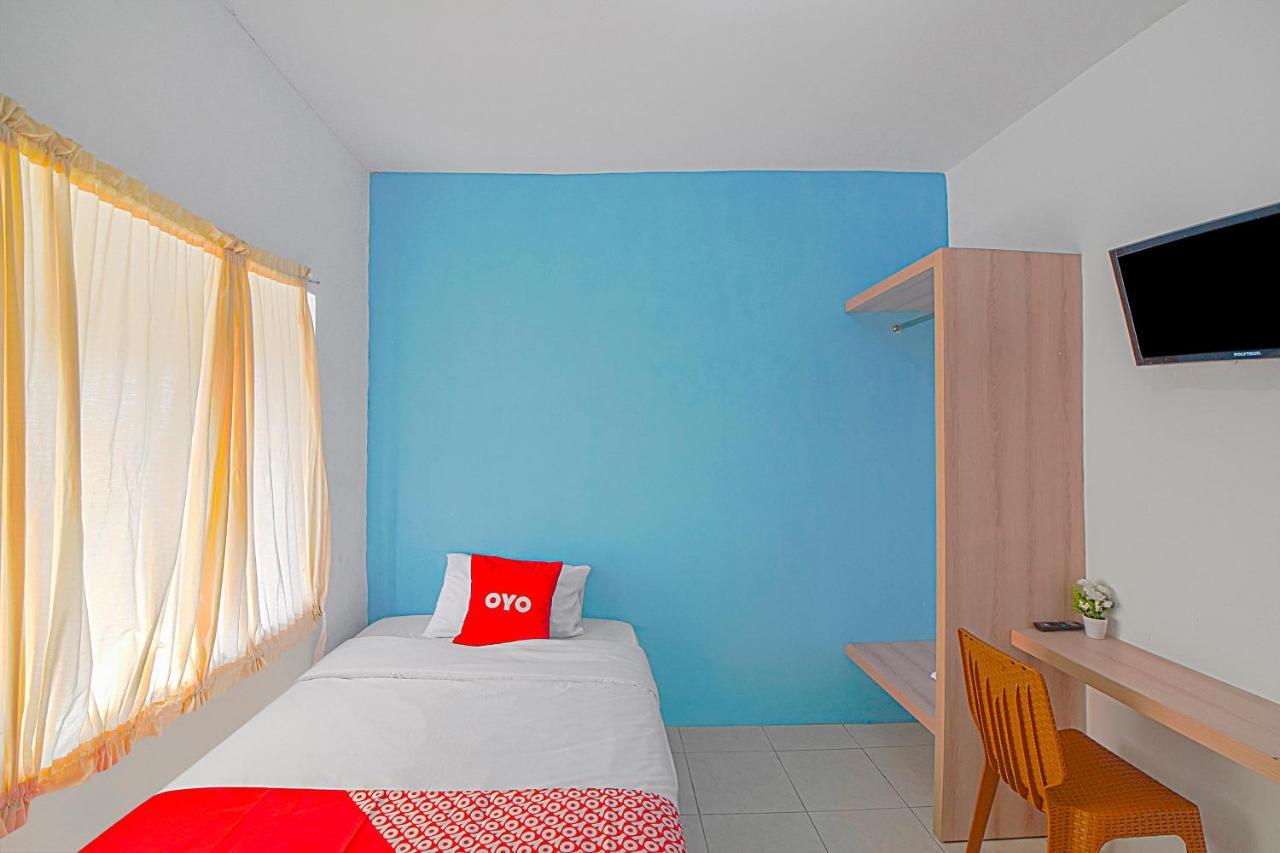 Oyo 90637 Rumah Ni Karo Medan Exteriér fotografie