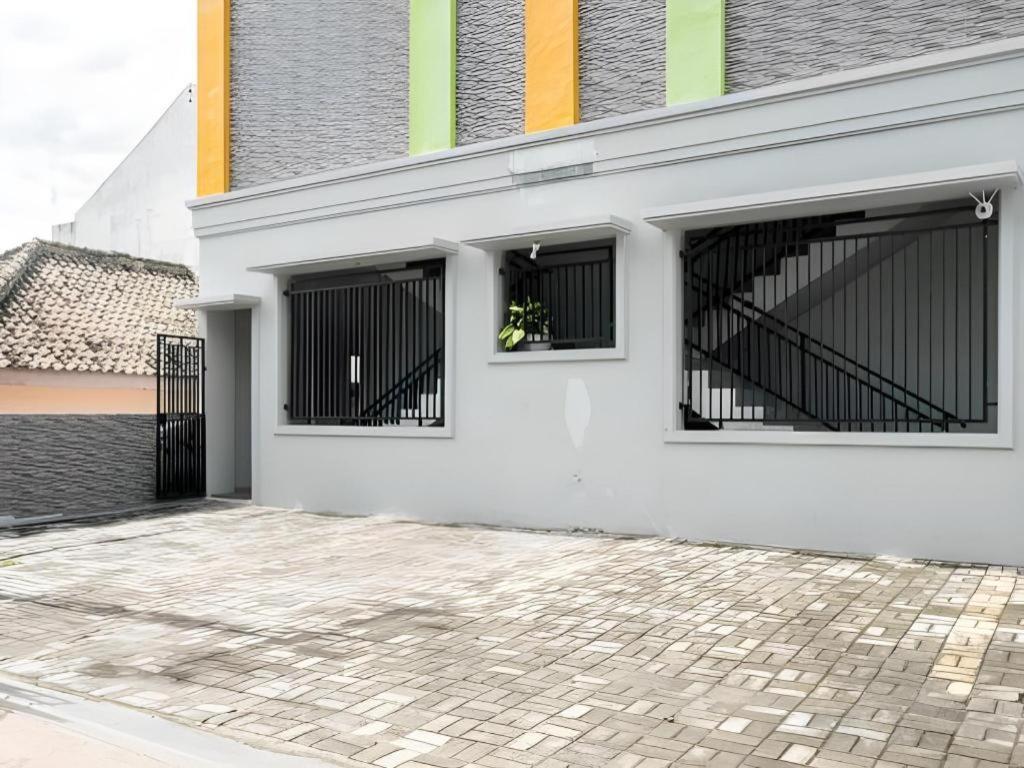Oyo 90637 Rumah Ni Karo Medan Exteriér fotografie