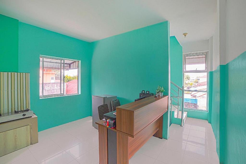 Oyo 90637 Rumah Ni Karo Medan Exteriér fotografie